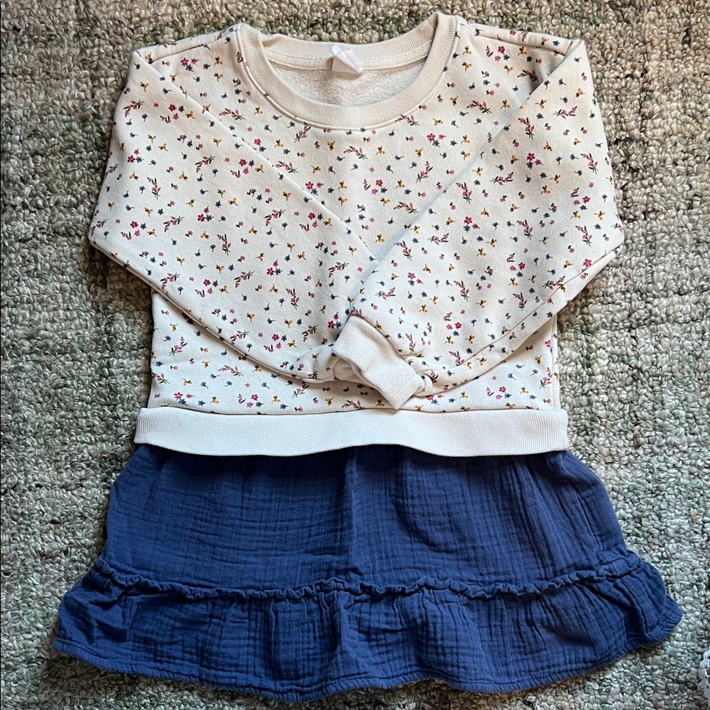 EUC Gap Floral Print Sweatshirt w Blue Skirt